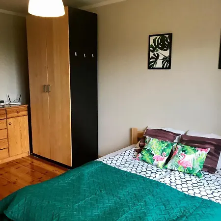 Come And Chill Out In Our Relaxing Getaway For 10 Appartement